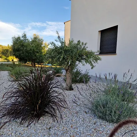 Havre De Paix Jardin Parking Proche Du Bord De